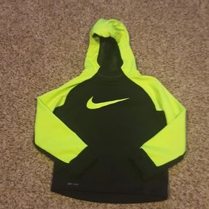 Boys size 7 nike dri fit hoodie